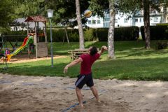 Paul Schwarzenecker beim Aufschlag