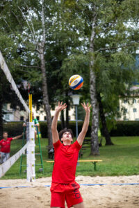 Johannes Renz beim Zuspiel